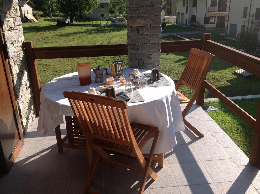 Bed and Breakfast Il Maiolandro à Noasca Extérieur photo