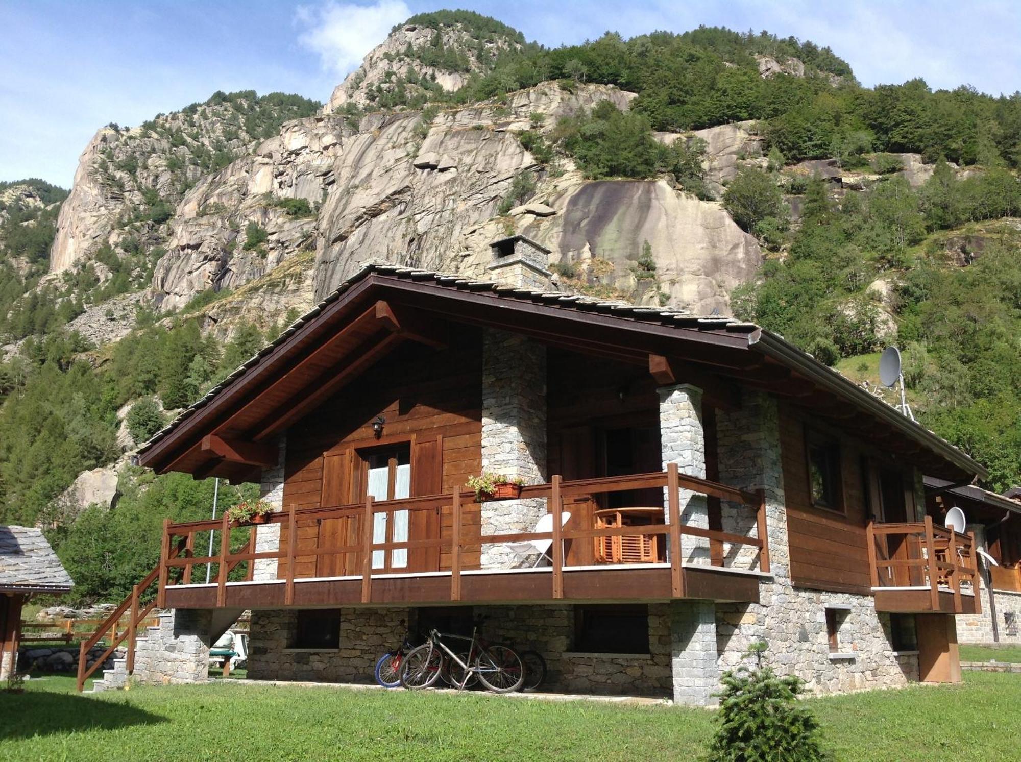 Bed and Breakfast Il Maiolandro à Noasca Extérieur photo
