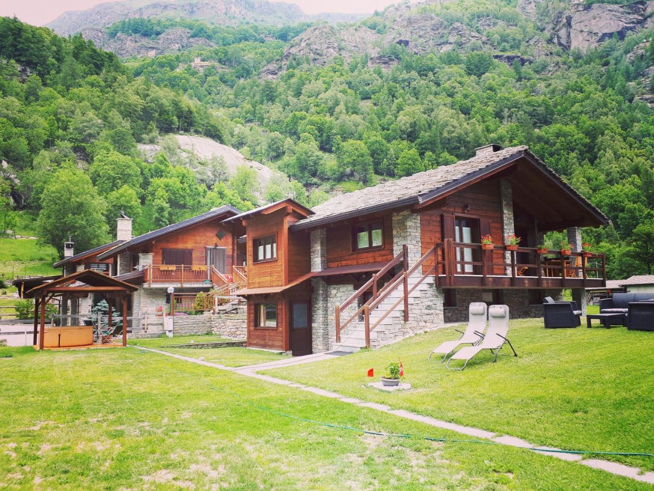 Bed and Breakfast Il Maiolandro à Noasca Extérieur photo